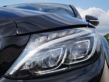Mercedes C220 BlueTEC 7G-Tronic - Mniejsza S-ka