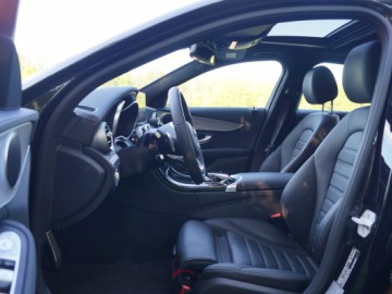 Mercedes C220 BlueTEC 7G-Tronic - Mniejsza S-ka