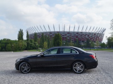 Mercedes C220 BlueTEC 7G-Tronic - Mniejsza S-ka