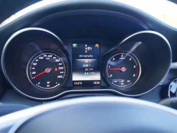 Mercedes C220 BlueTEC 7G-Tronic - Mniejsza S-ka
