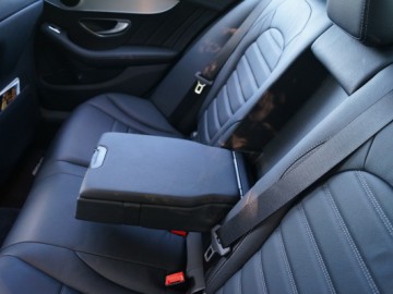 Mercedes C220 BlueTEC 7G-Tronic - Mniejsza S-ka