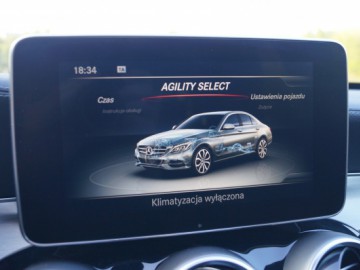 Mercedes C220 BlueTEC 7G-Tronic - Mniejsza S-ka