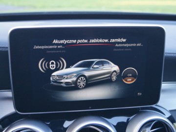 Mercedes C220 BlueTEC 7G-Tronic - Mniejsza S-ka