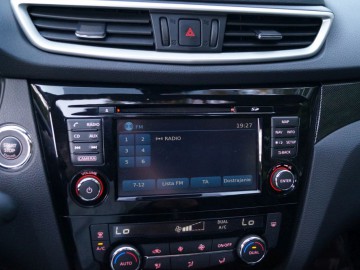 Nissan X-Trail Tekna 1.6 dCi - ﻿POWIĘKSZONY QASHQAI