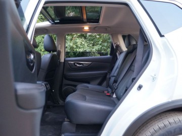 Nissan X-Trail Tekna 1.6 dCi - ﻿POWIĘKSZONY QASHQAI