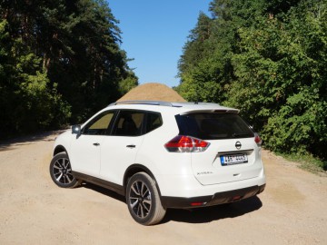 Nissan X-Trail Tekna 1.6 dCi - ﻿POWIĘKSZONY QASHQAI