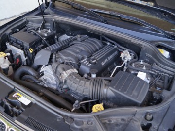 Jeep Grand Cherokee STR8 - Kochajmy V8, tak szybko odchodzi...