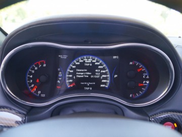 Jeep Grand Cherokee STR8 - Kochajmy V8, tak szybko odchodzi...
