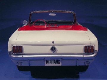 Ford Mustang - Rasowy ogier
