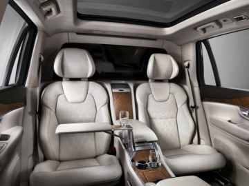 Volvo XC90 Excellence &ndash; Luksusowa podr&oacute;ż