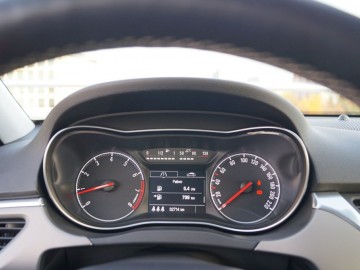 Opel Corsa E 5d Cosmo 1.0 Turbo EcoTec 115 KM - Trochę nowa, trochę&hellip;