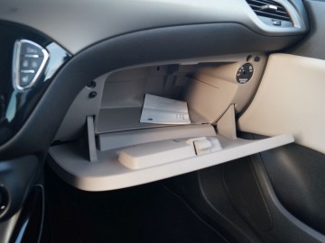 Opel Corsa E 5d Cosmo 1.0 Turbo EcoTec 115 KM - Trochę nowa, trochę&hellip;