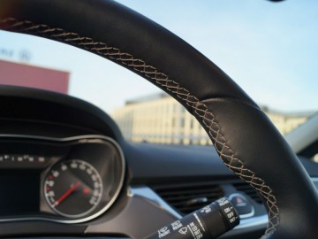 Opel Corsa E 5d Cosmo 1.0 Turbo EcoTec 115 KM - Trochę nowa, trochę&hellip;