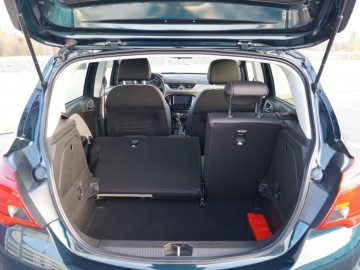 Opel Corsa E 5d Cosmo 1.0 Turbo EcoTec 115 KM - Trochę nowa, trochę&hellip;