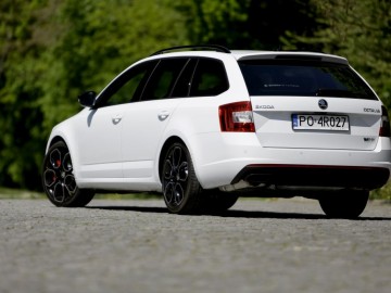 Skoda Octavia Kombi RS 230 2.0 TSI DSG - Sterydowa Czeszka