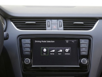 Skoda Octavia Kombi RS 230 2.0 TSI DSG - Sterydowa Czeszka