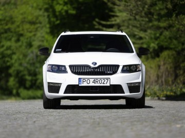 Skoda Octavia Kombi RS 230 2.0 TSI DSG - Sterydowa Czeszka