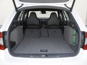 Skoda Octavia Kombi RS 230 2.0 TSI DSG - Sterydowa Czeszka