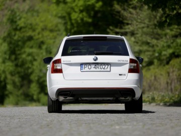 Skoda Octavia Kombi RS 230 2.0 TSI DSG - Sterydowa Czeszka