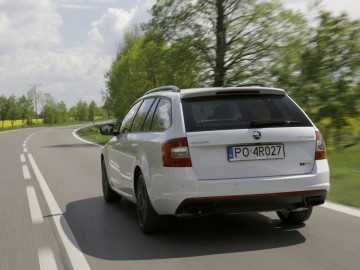 Skoda Octavia Kombi RS 230 2.0 TSI DSG - Sterydowa Czeszka
