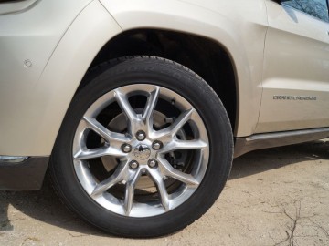 Jeep Grand Cherokee Overland Summit 3.0 CRD - Komfortowo i off-roadowo