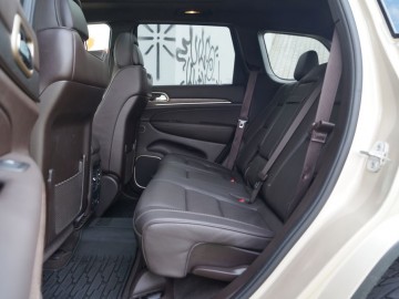 Jeep Grand Cherokee Overland Summit 3.0 CRD - Komfortowo i off-roadowo