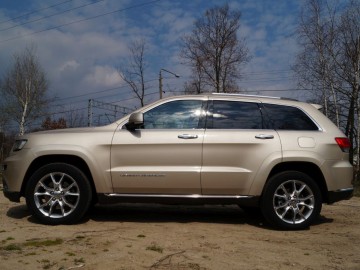 Jeep Grand Cherokee Overland Summit 3.0 CRD - Komfortowo i off-roadowo