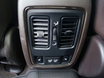Jeep Grand Cherokee Overland Summit 3.0 CRD - Komfortowo i off-roadowo