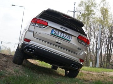 Jeep Grand Cherokee Overland Summit 3.0 CRD - Komfortowo i off-roadowo