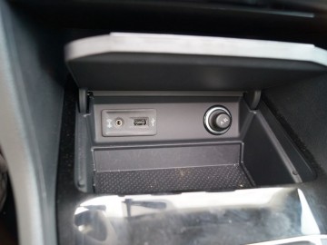 VW GOLF SPORTSVAN 1.4 TSI 150 KM - Jeśli nie miniwan to, co?