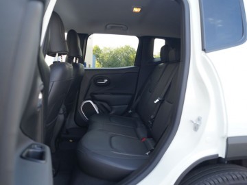 Jeep Renegade 2.0 MultiJet II 140 KM 4&times;4 Limited &ndash; Mały twardziel