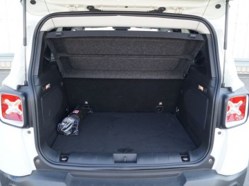 Jeep Renegade 2.0 MultiJet II 140 KM 4&times;4 Limited &ndash; Mały twardziel