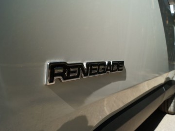 Jeep Renegade 2.0 MultiJet II 140 KM 4&times;4 Limited &ndash; Mały twardziel