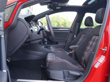 Volkswagen Golf GTI 2,0 TSI 220 KM &ndash; dyskretny atleta