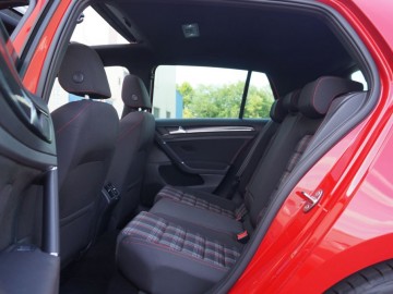 Volkswagen Golf GTI 2,0 TSI 220 KM &ndash; dyskretny atleta
