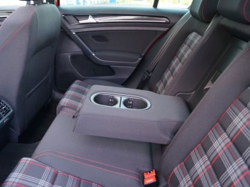Volkswagen Golf GTI 2,0 TSI 220 KM &ndash; dyskretny atleta