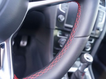 Volkswagen Golf GTI 2,0 TSI 220 KM &ndash; dyskretny atleta