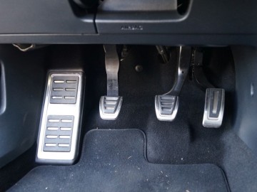 Volkswagen Golf GTI 2,0 TSI 220 KM &ndash; dyskretny atleta