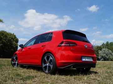 Volkswagen Golf GTI 2,0 TSI 220 KM &ndash; dyskretny atleta