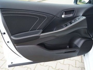 Honda Civic Tourer 1.8 i-VTEC Sport &ndash; Kr&oacute;lowa przestrzeni
