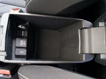 Honda Civic Tourer 1.8 i-VTEC Sport &ndash; Kr&oacute;lowa przestrzeni