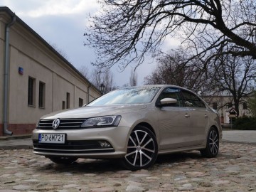 Volkswagen Jetta Highline 2.0 TDI BlueMotion Technology &ndash; Prawie Passat