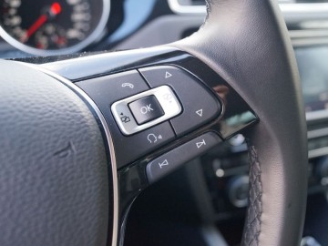 Volkswagen Jetta Highline 2.0 TDI BlueMotion Technology &ndash; Prawie Passat