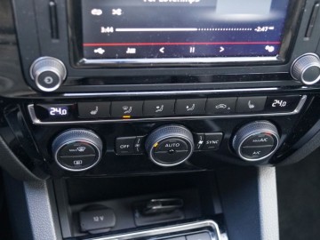 Volkswagen Jetta Highline 2.0 TDI BlueMotion Technology &ndash; Prawie Passat