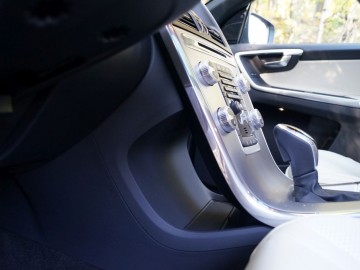 Volvo XC60 D5 AWD 220 KM &ndash; Ikea na kołach