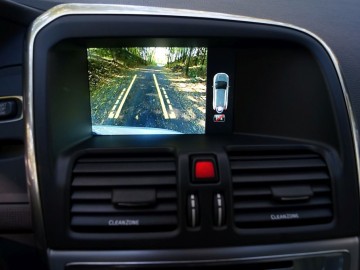 Volvo XC60 D5 AWD 220 KM &ndash; Ikea na kołach
