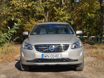 Volvo XC60 D5 AWD 220 KM &ndash; Ikea na kołach