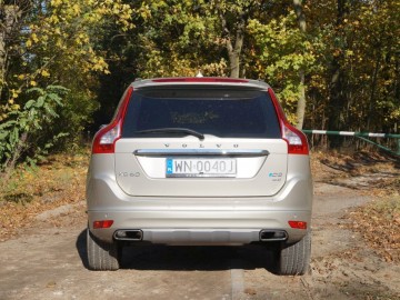 Volvo XC60 D5 AWD 220 KM &ndash; Ikea na kołach