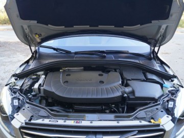 Volvo XC60 D5 AWD 220 KM &ndash; Ikea na kołach
