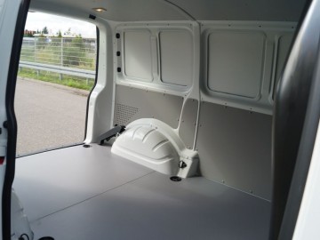 Volkswagen Transporter 2,0 TDi 140 KM MT6 &ndash; Og&oacute;rek po przejściach&hellip;